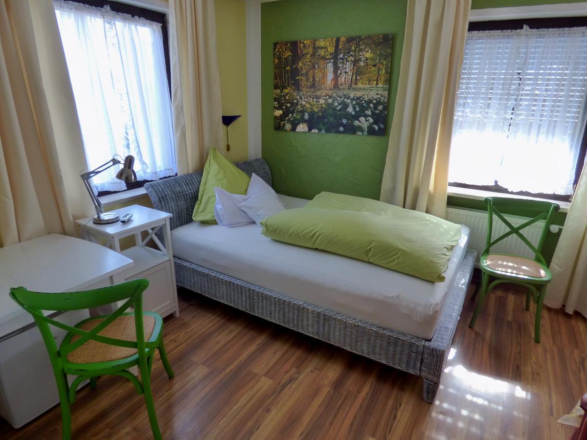 Hotel Engelhof Тутцинг Экстерьер фото