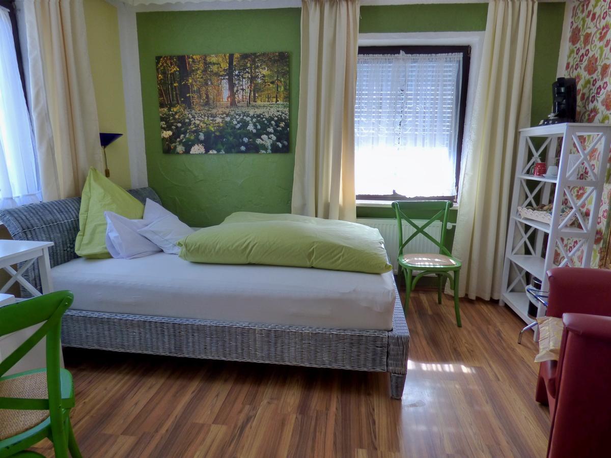 Hotel Engelhof Тутцинг Экстерьер фото