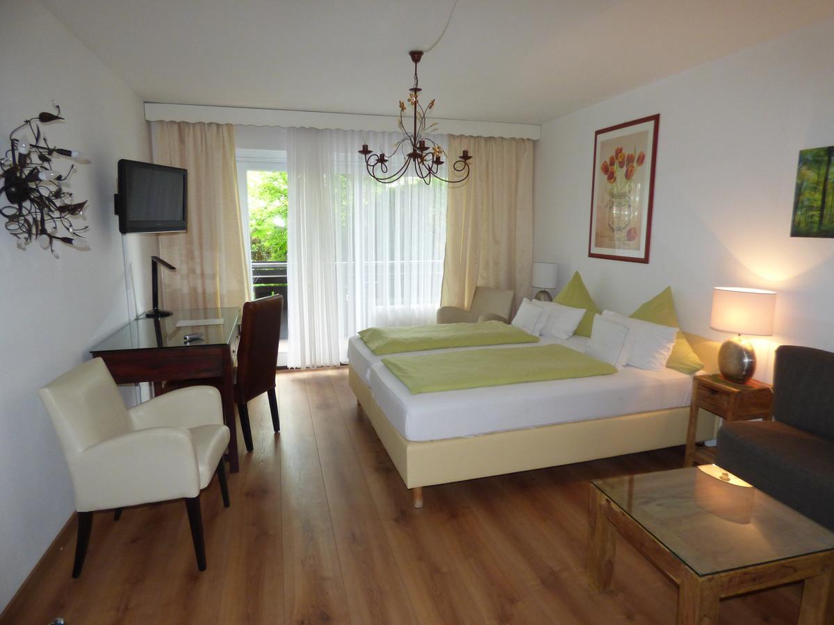 Hotel Engelhof Тутцинг Экстерьер фото